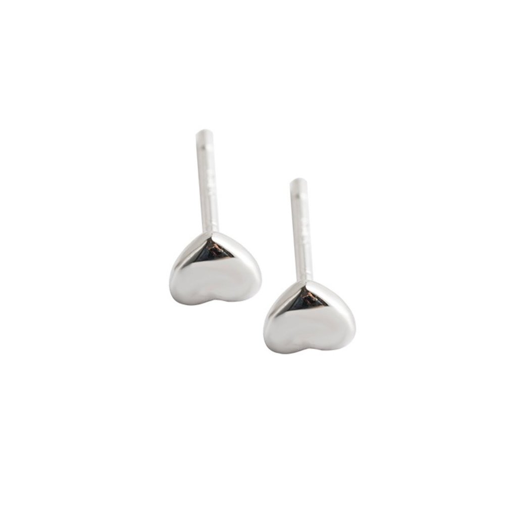 Beautiful Tiny Heart Earrings in 925 Sterling Silver for pierced ears.